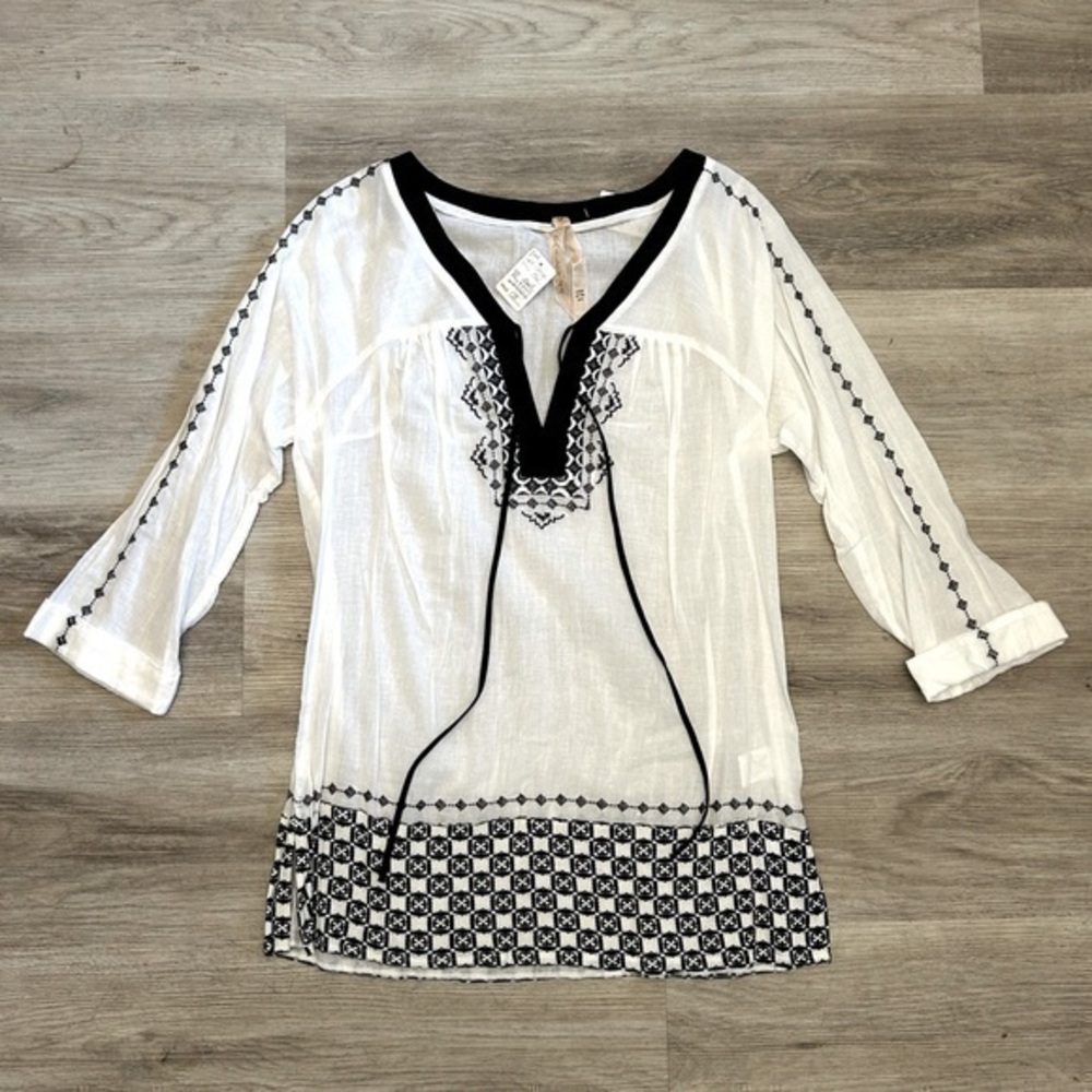 NWT boutique brand BAILEY44 boho 100% cotton embroidered summer blouse top.